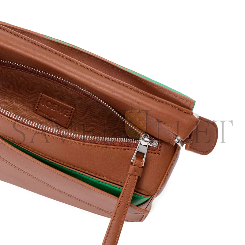 L0ew* SMALL LAYERED PUZZLE BAG IN CLASSIC CALFSKIN A510S21XDQ (24*16.5*10.5cm)